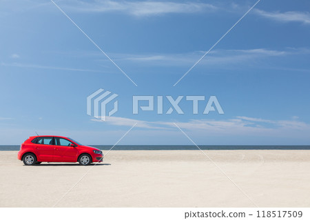 Drive to the sea 118517509