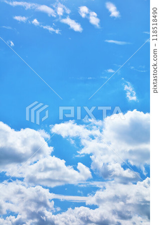 夏天藍天和雲彩 夏天藍天和雲彩 118518490