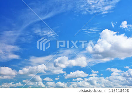 夏天藍天和雲彩 夏天藍天和雲彩 118518498