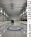 備冰工作結束後的溜冰場 118518712