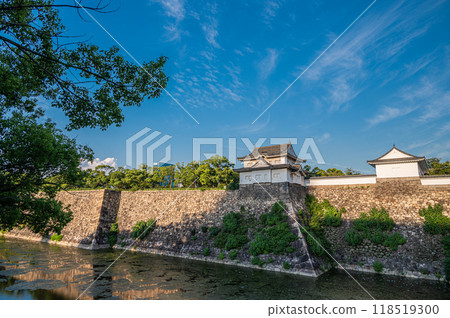 Osaka Castle West Outer Moat: Sengan Turret and Tamon Turret Osaka Castle West Outer Moat: Sengan Turret and Tamon Turret 118519300