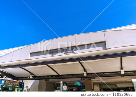 日本橫濱九月的城市景觀－酷暑持續…阿札野站等景觀。 118520693