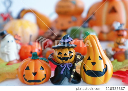 Halloween  Halloween  118522887