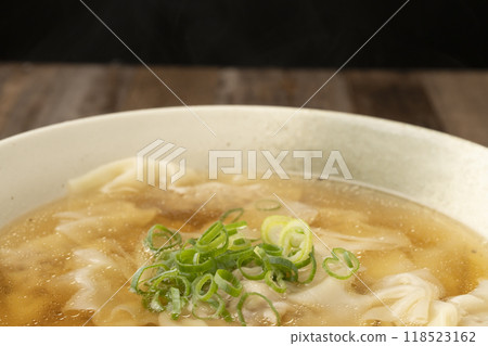 餛飩 餛飩湯 118523162