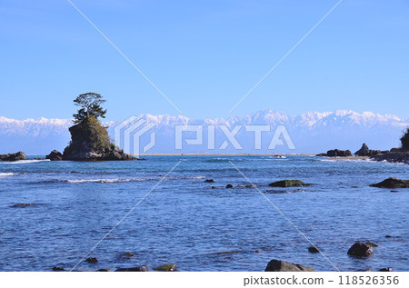 在雨晴海岸 118526356
