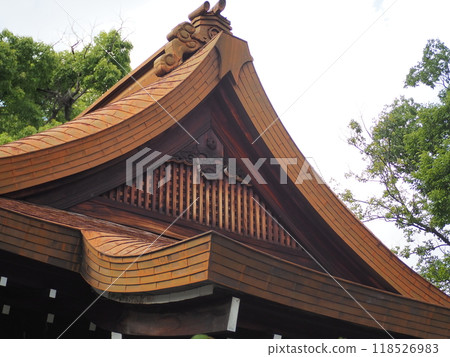 大阪松山神社的屋頂 118526983