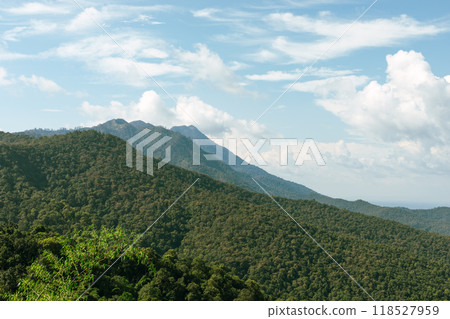 View point of Mountain and Kwan Phayao Lake 118527959