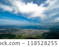 Port town seen from the top of the mountain 118528255