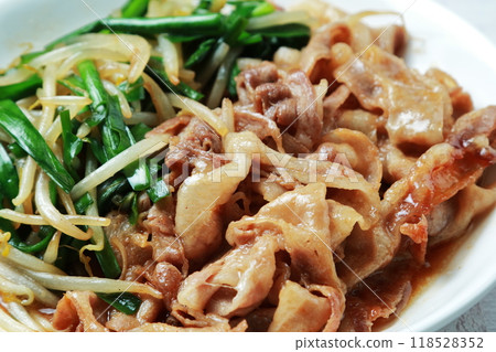 Stir-fried pork roses Stir-fried pork roses 118528352
