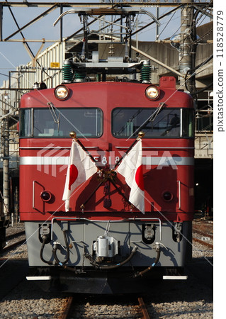EF81 No. 81 locomotive on display in imperial style 118528779