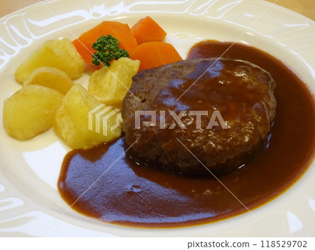 Hamburg steak at a restaurant in Kumamoto Airport 118529702