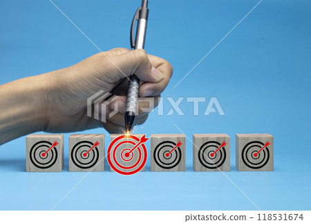 concept of goal setting in organizations and businesses 118531674