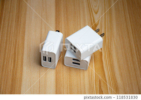 White 2 Port USB Charger,Smartphone Charger White 2 Port USB Charger,Smartphone Charger 118531830
