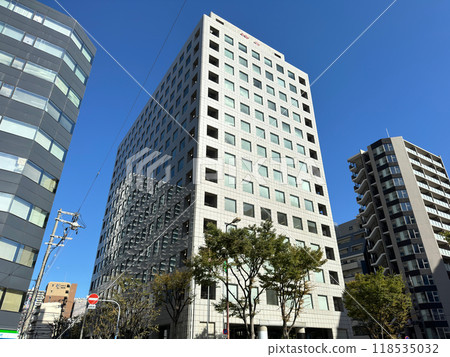 Yomiuri Osaka Building (Kita-ku, Osaka City), which houses the Yomiuri Shimbun Osaka headquarters Yomiuri Osaka Building (Kita-ku, Osaka City), which houses the Yomiuri Shimbun Osaka headquarters 118535032