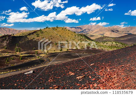 Volcanic landscape of Craters of the Moon National Monument and Preserve in Idaho, United States 118535679