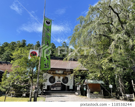 熊野本宮大社，全國 4,700 多座熊野神社的總社 118538244