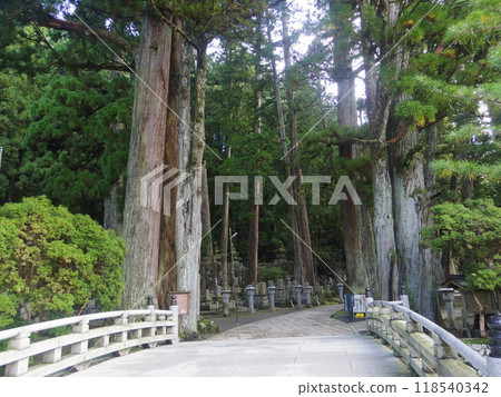 Okunoin entrance Okunoin entrance 118540342