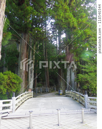 Okunoin entrance Okunoin entrance 118540344