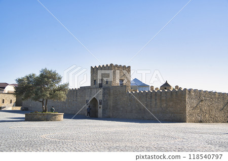瑣羅亞斯德教 Ateshgyahu 寺廟的庭院 118540797