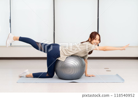 美麗的日本女性 美麗的日本女性 118540952