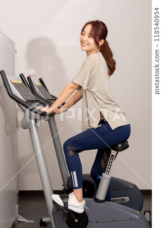 Beautiful Japanese women 118540954