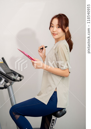 Beautiful Japanese women 118540955