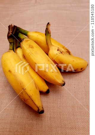 Bunch of Ripe Bananas Bunch of Ripe Bananas 118545180
