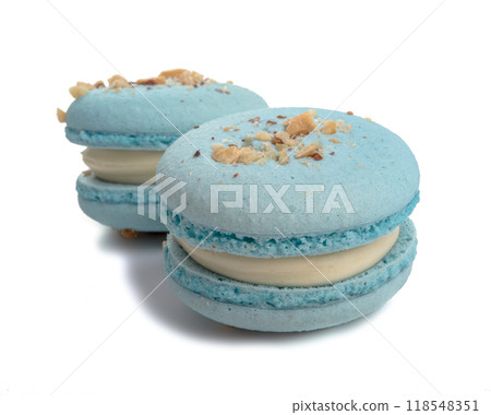 Exclusive macaroon with flavor isolated on the white Exclusive macaroon with flavor isolated on the white 118548351