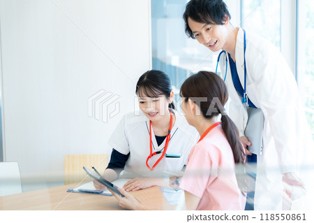 Medical staff working in a hospital. Photo courtesy of Denpa Gakuen, Tokyo Electronics College. Medical staff working in a hospital. Photo courtesy of Denpa Gakuen, Tokyo Electronics College. 118550861