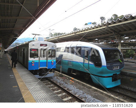 Atami Station 251 Series Super View Odoriko and Izukyu 8000 Series 118551620
