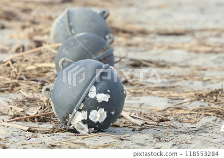 Fishing float washed ashore by a typhoon 118553284