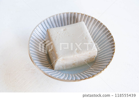 Cotton tofu 118555439