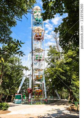 small Ferris wheel in amusement park in Gyumri 118556260