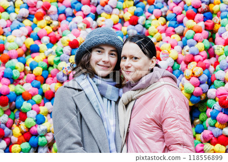 Foreign travelers enjoying sightseeing in Kyoto Foreign travelers enjoying sightseeing in Kyoto 118556899