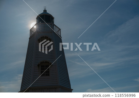 A photo of the old Sakai Lighthouse against the blue sky in Sakai Ward, Sakai City, Osaka Prefecture 118556996