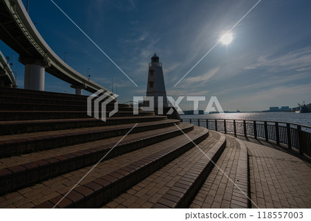 A photo of the old Sakai Lighthouse against the blue sky in Sakai Ward, Sakai City, Osaka Prefecture 118557003