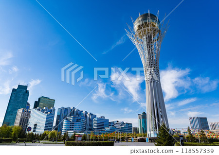 哈薩克阿斯塔納的Bayterek塔 哈薩克阿斯塔納的Bayterek塔 118557339