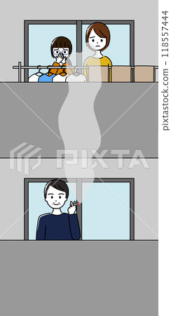 我在公寓樓下房間的陽台上抽煙，我洗的衣服有股味道。 118557444