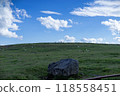 美原的藍天和山上的牛 118558451