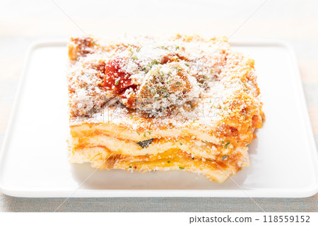 Delicious Lasagna 118559152