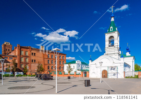 Shuya, Russia: View of the square near the Church of Elijah the Prophet Shuya, Russia: View of the square near the Church of Elijah the Prophet 118561141