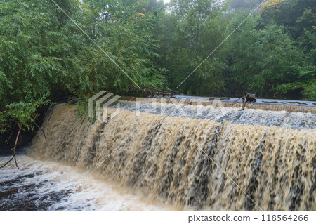 The city of Edinburgh in scotland 118564266