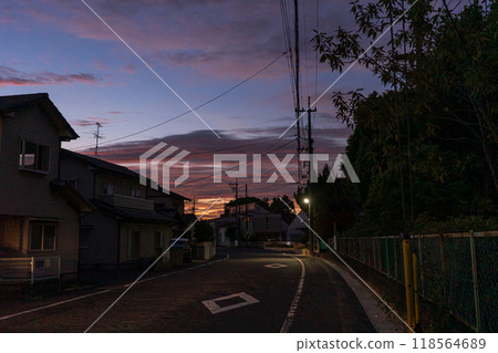 日本岡山縣岡山市美麗的清晨風景 118564689