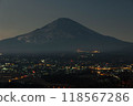 靜岡縣禦殿場市和富士山的夜景 118567286