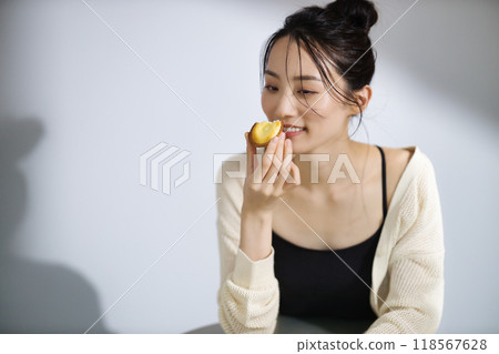 20多歲女性的美麗 20多歲女性的美麗 118567628