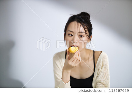 20多歲女性的美麗 118567629