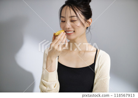 20多歲女性的美麗 20多歲女性的美麗 118567913