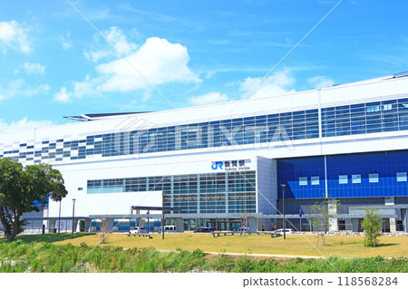 Scenery of Tsuruga Station, Tsuruga City, Fukui Prefecture 118568284