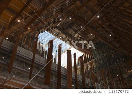 富山市玻璃美術館 富山市立圖書館本館 富山市玻璃美術館 富山市立圖書館本館 118570772