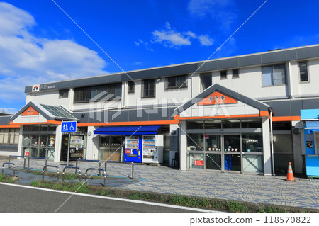 Tomei Expressway Nakai Parking Area (outbound) exterior Tomei Expressway Nakai Parking Area (outbound) exterior 118570822